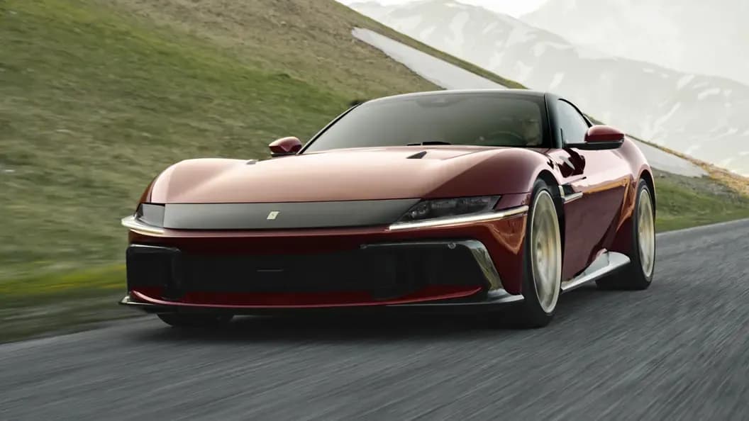 Ferrari 12Cilindri Manuale Resmi Meluncur, Sensasi Transmisi Manual Kembali Hadir di Mesin V12