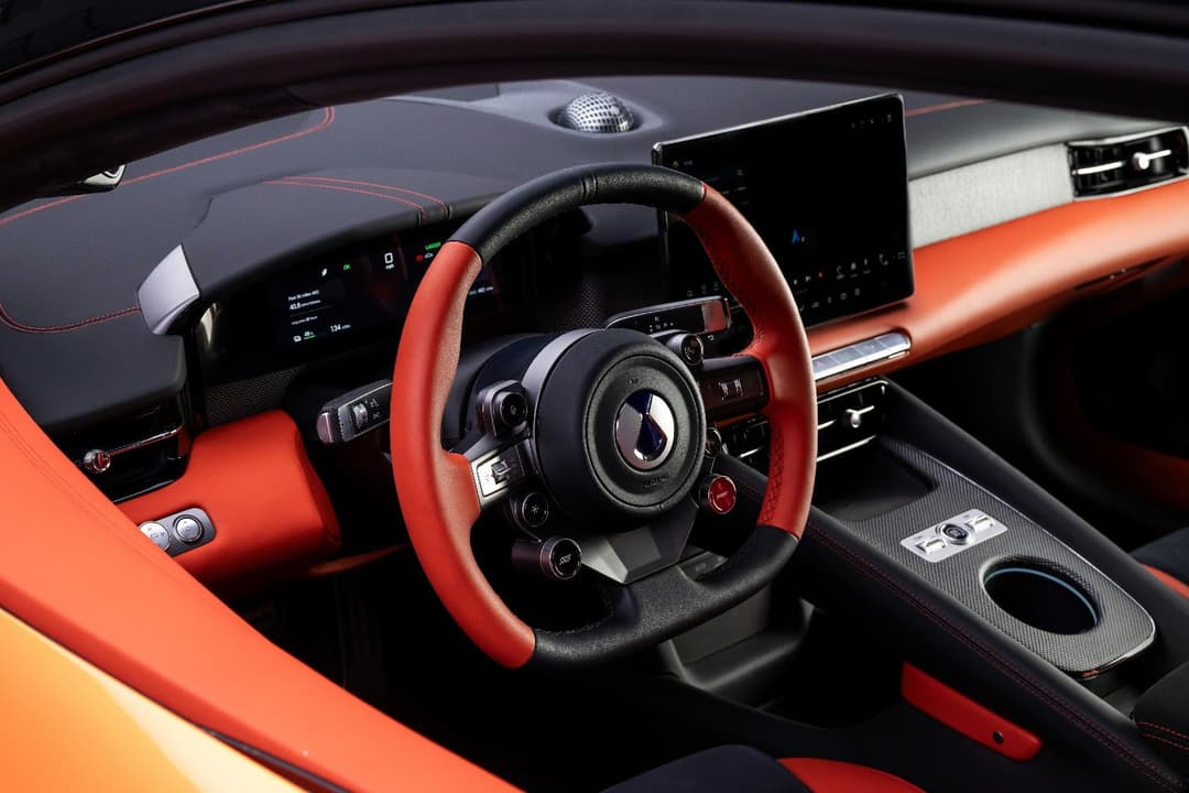 /uploads/DENZA_Z_Coupe_interior_2_c0efd02c51.jpg