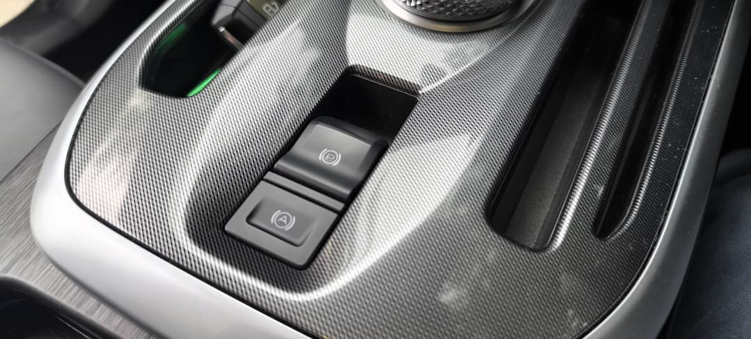 /uploads/Jolion_Centre_Console_Carbon_Park_knob_fd66786c31.jpeg