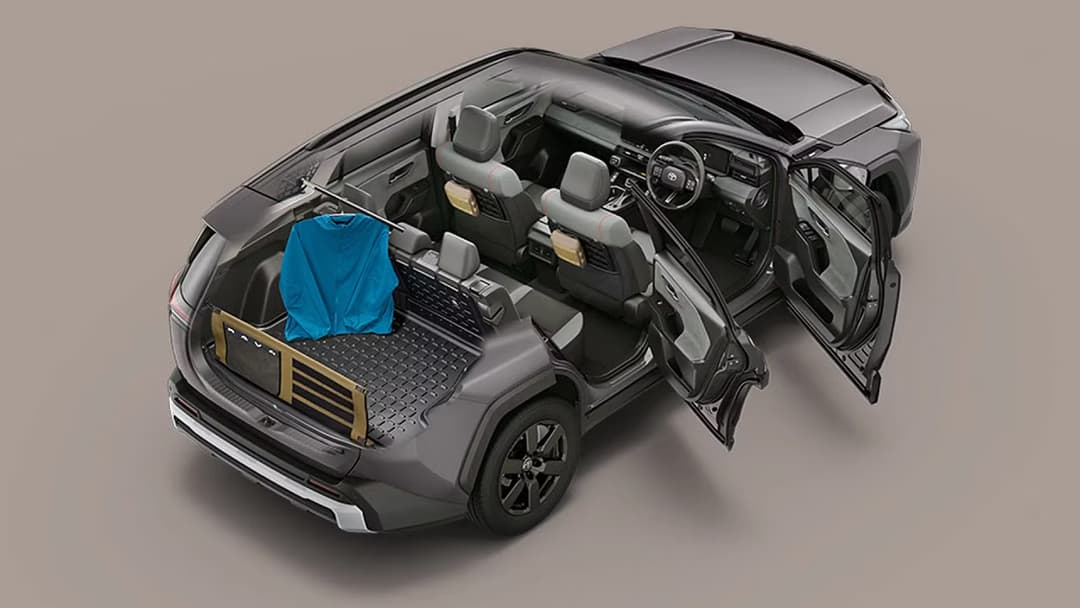 Toyota RAV4 2026 Hadir dengan Aksesori Unik, Kini Bisa Gantung Baju di Bagasi